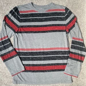 Urban Pipeline ultimately soft long sleeve tee Boys XL